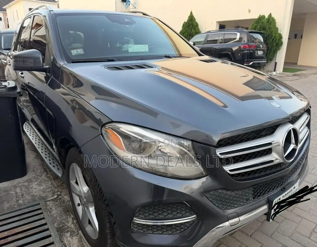 Mercedes-Benz GLE-Class GLE 350d 4MATIC 2016 Gray