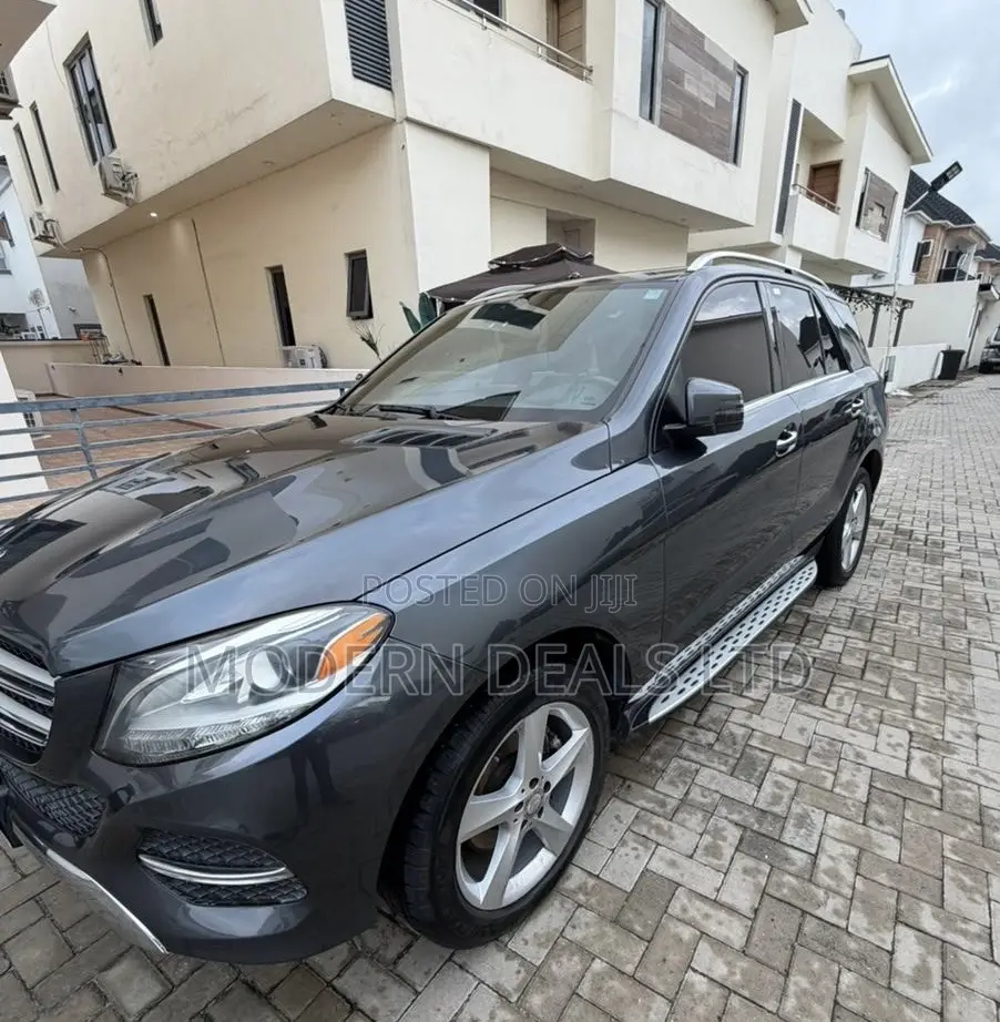 Mercedes-Benz GLE-Class GLE 350d 4MATIC 2016 Gray
