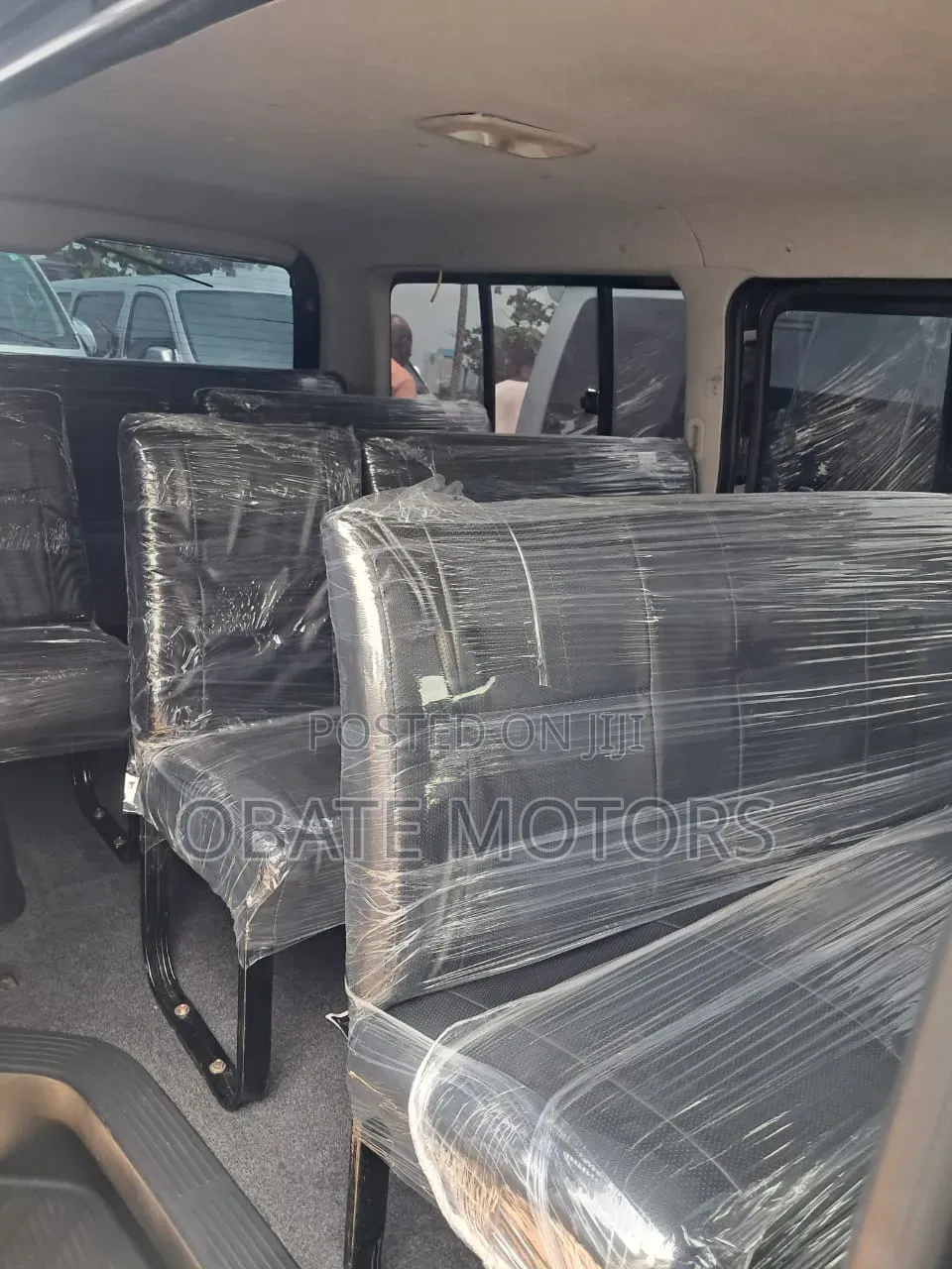 Toyota HiAce 2015 Black