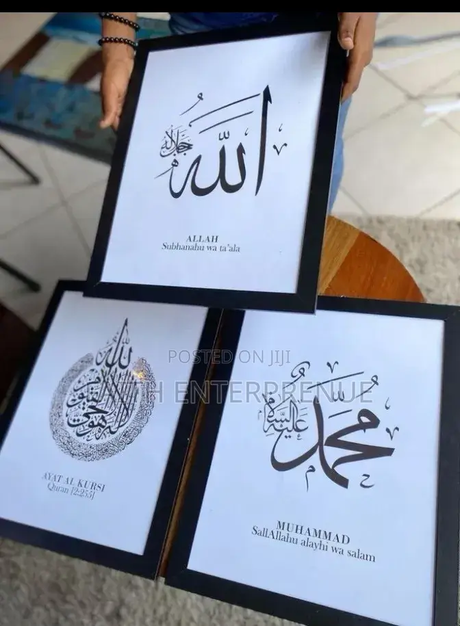 Tiny Frame With Glass