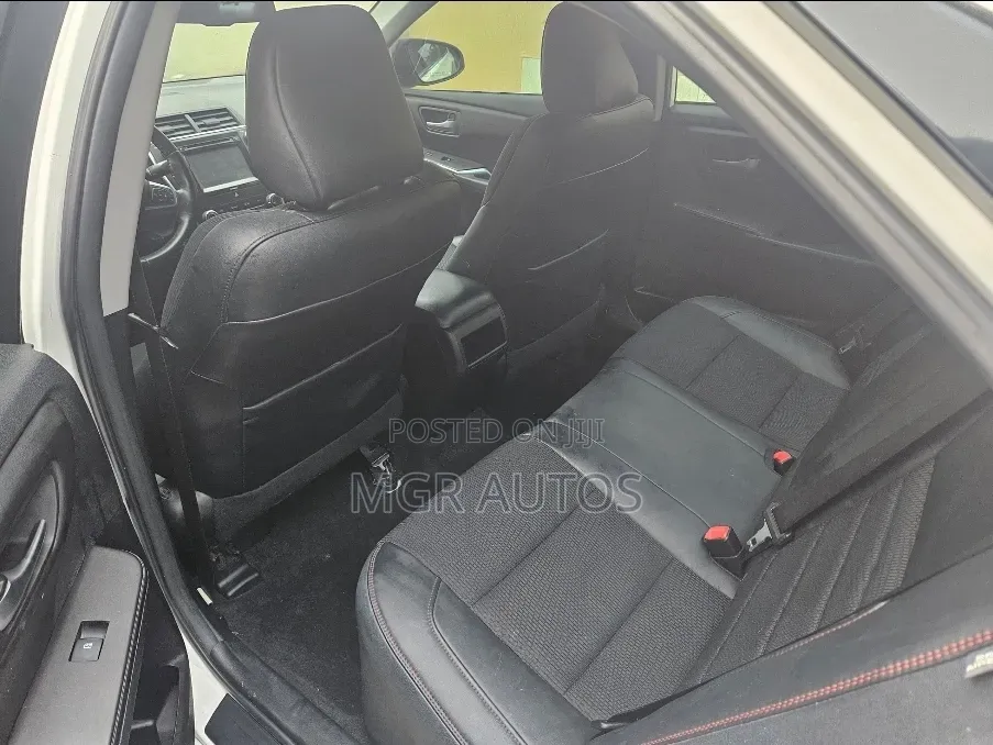 Toyota Camry 2016 White