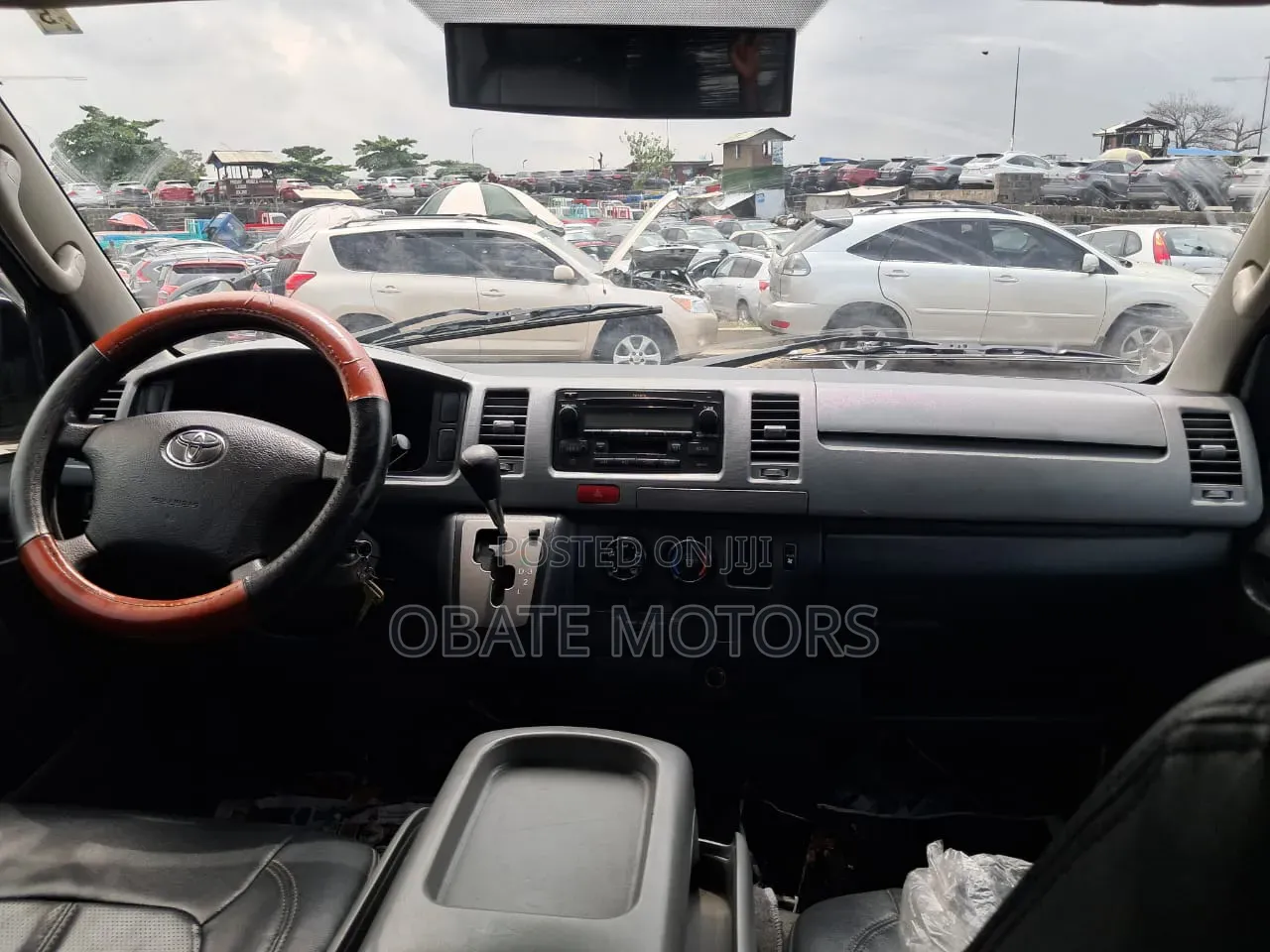 Toyota HiAce 2015 Grey