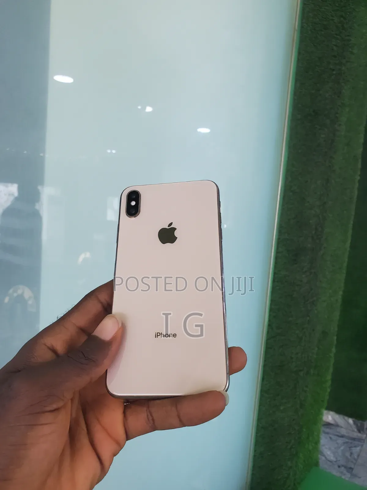 Apple iPhone XS Max 64 GB Gold