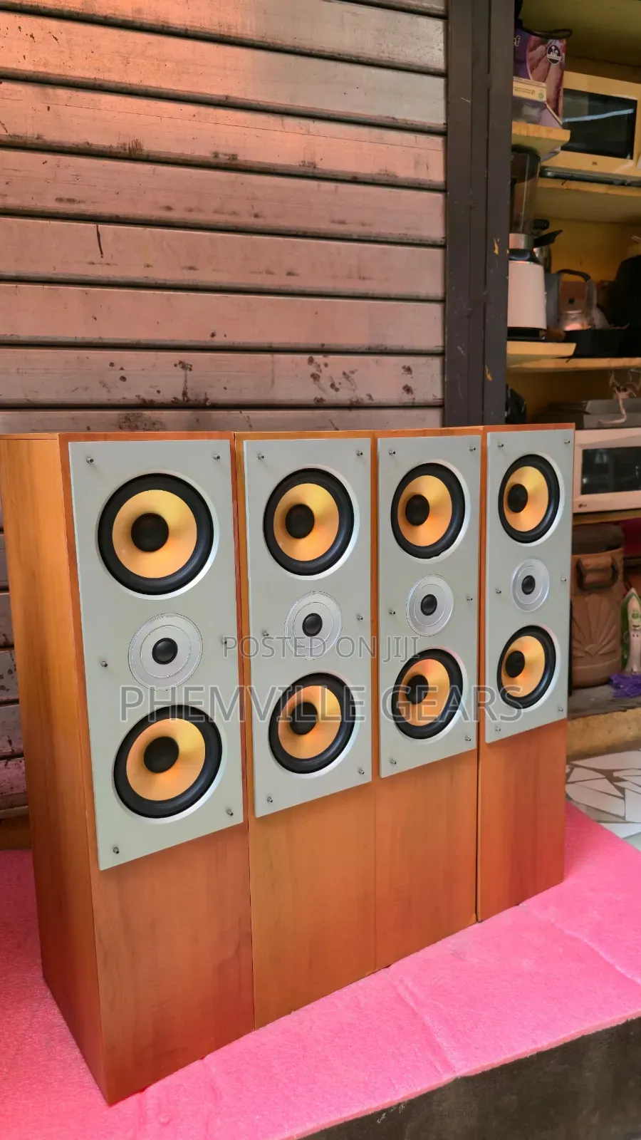 Uk Used Accusound Om700 Tower Speaker