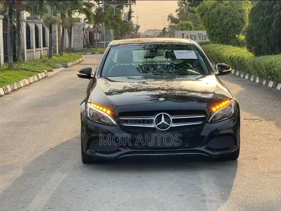 Mercedes-Benz C-Class 2016 Black