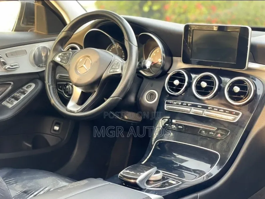 Mercedes-Benz C-Class 2016 Black