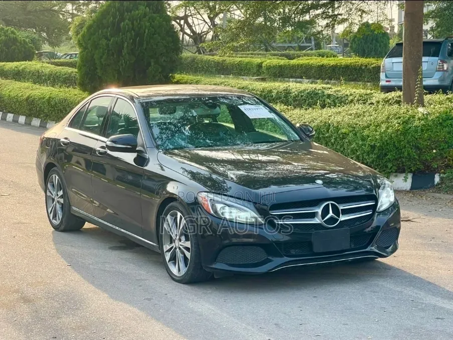 Mercedes-Benz C-Class 2016 Black