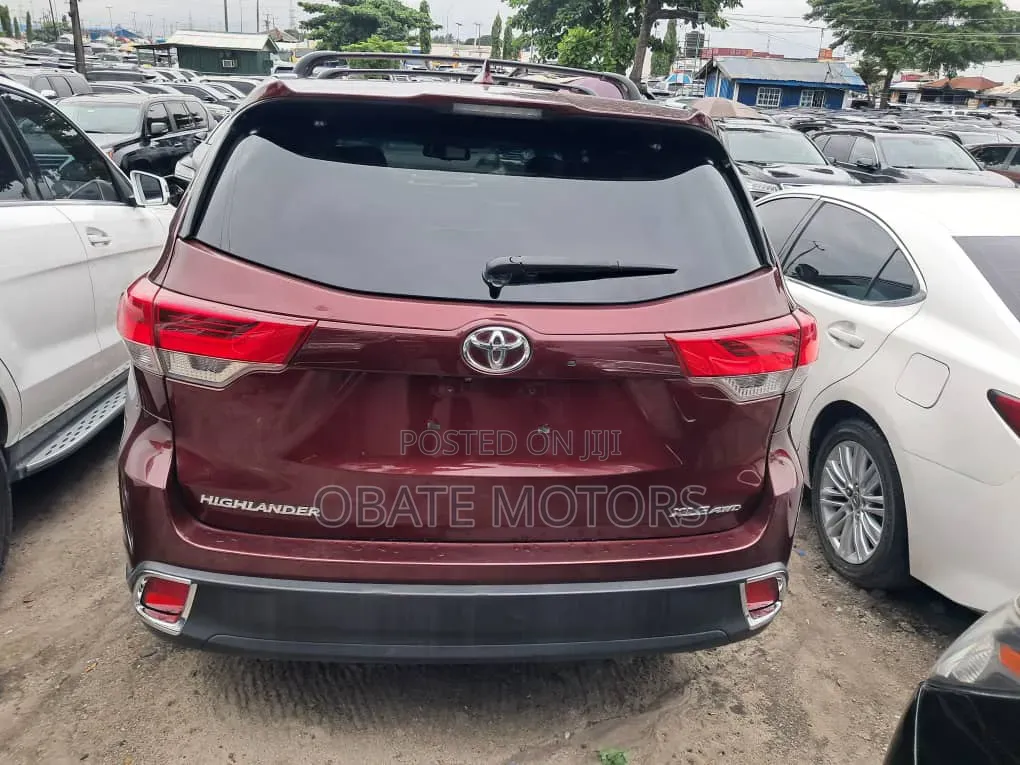 Toyota Highlander 2016 Maroon