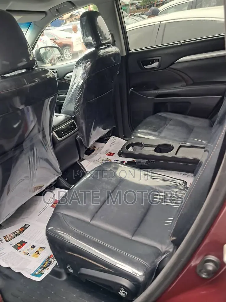 Toyota Highlander 2016 Maroon