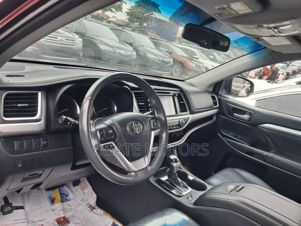 Toyota Highlander 2016 Maroon