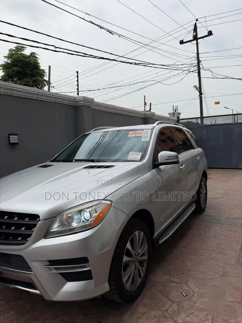 Mercedes-Benz M Class ML350 4MATIC 4dr SUV AWD (3.5L 6cyl 7A) 2014