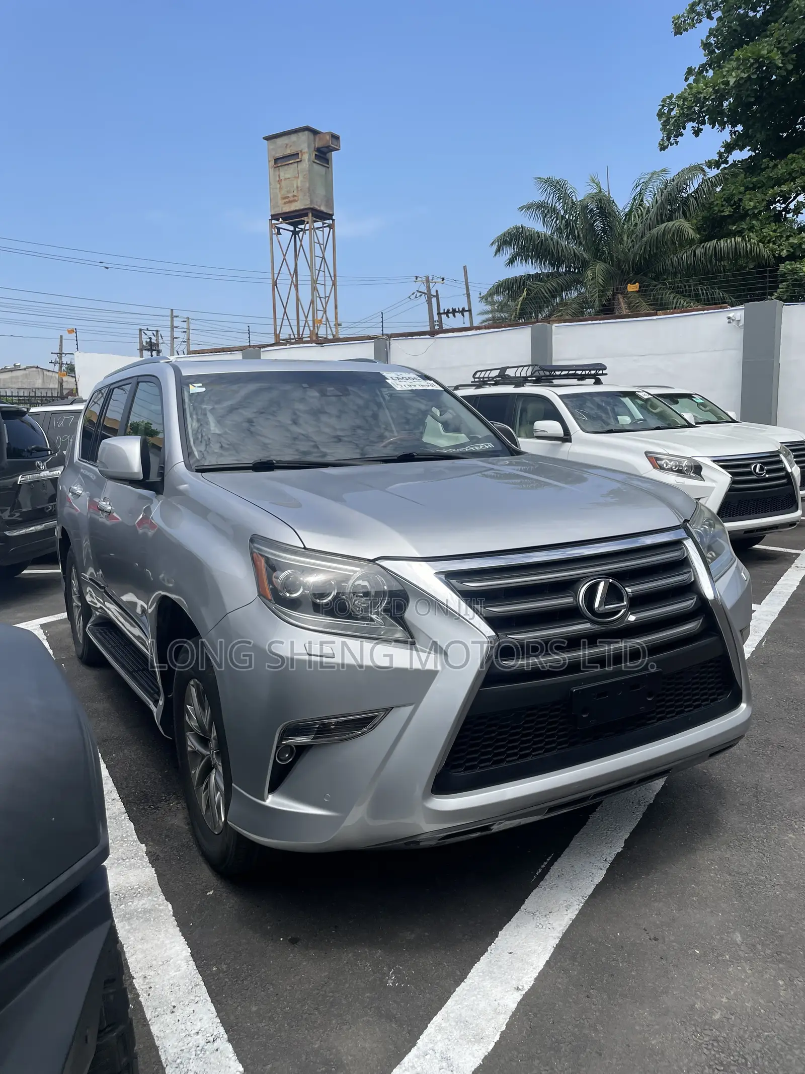 Lexus GX 2014 Silver