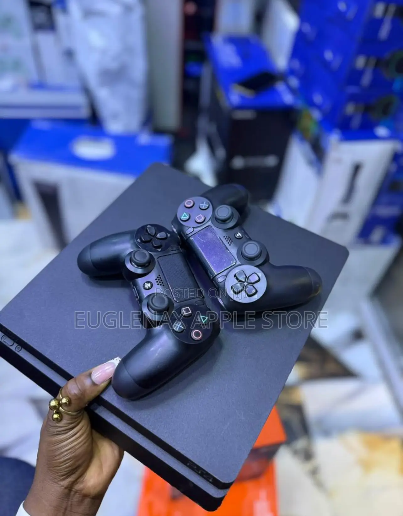 Playstation 4 Slim