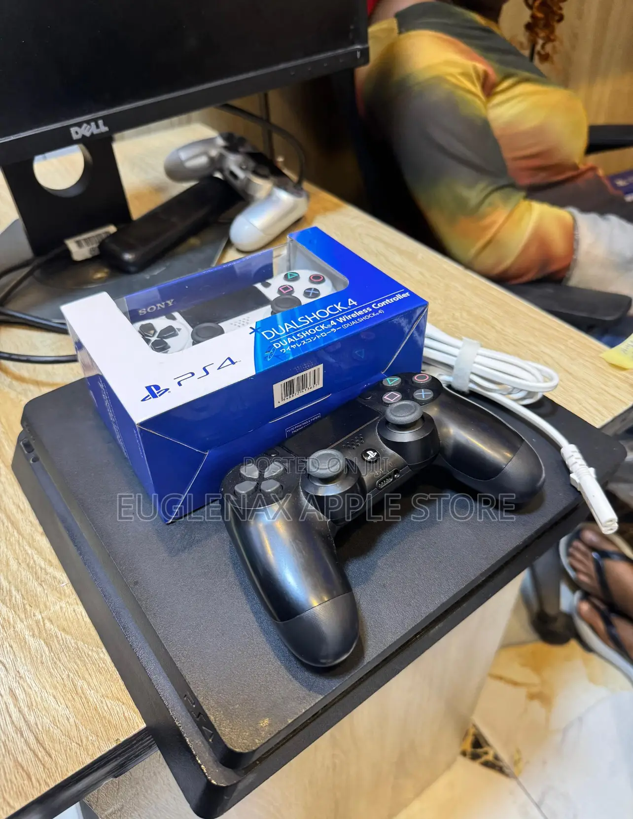 Playstation 4 Slim