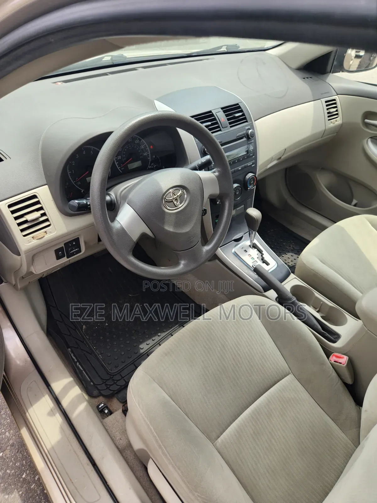 Toyota Corolla 2010 Gold