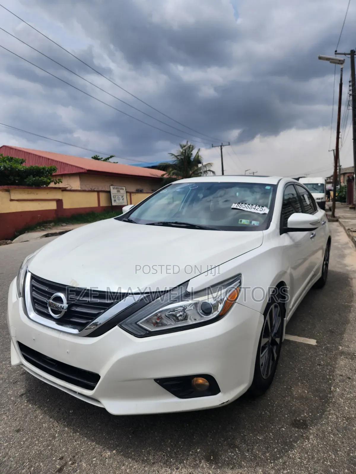 Nissan Altima 2.5 SV 2017.5 2017 White