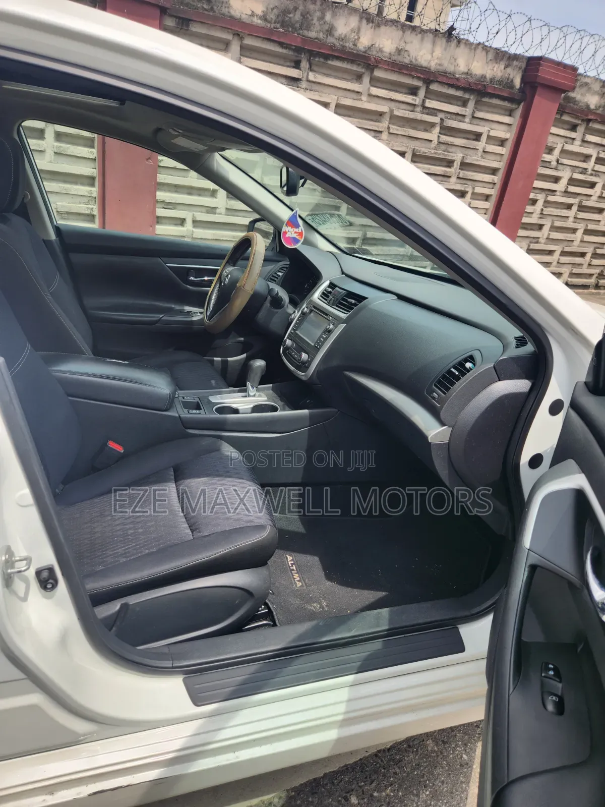 Nissan Altima 2.5 SV 2017.5 2017 White