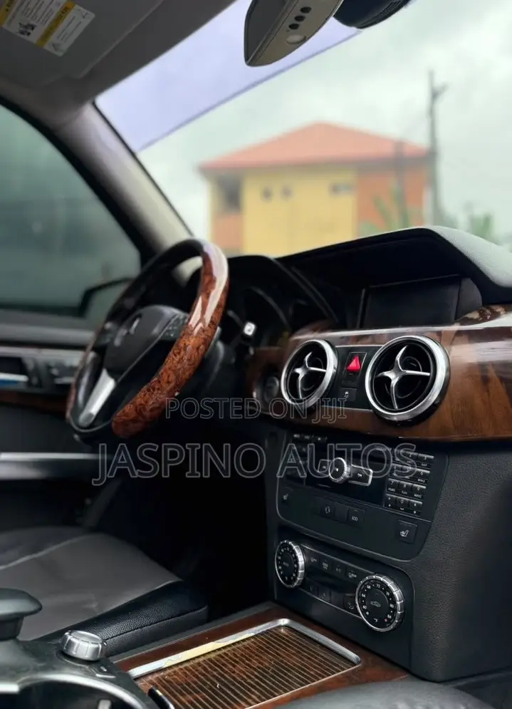 Mercedes-Benz GLK-Class 2013 Black