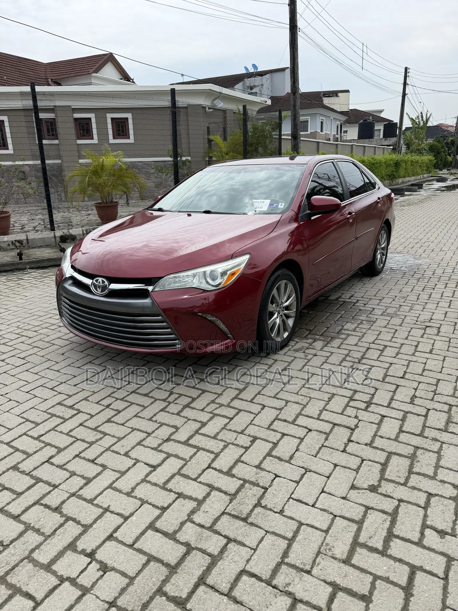 Toyota Camry XLE 4dr Sedan (2.5L 4cyl 6A) 2015 Burgundy