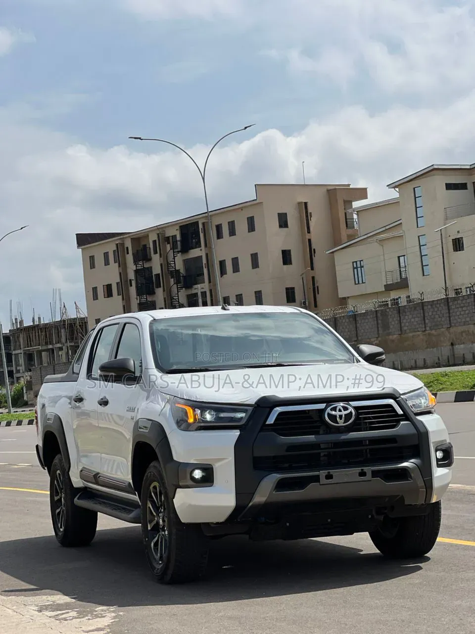 New Toyota Hilux 2025 White