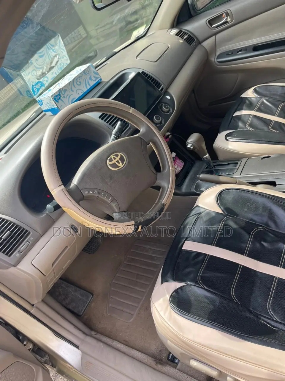 Toyota Camry LE 4dr Sedan (2.4L 4cyl 5A) 2005 Gold