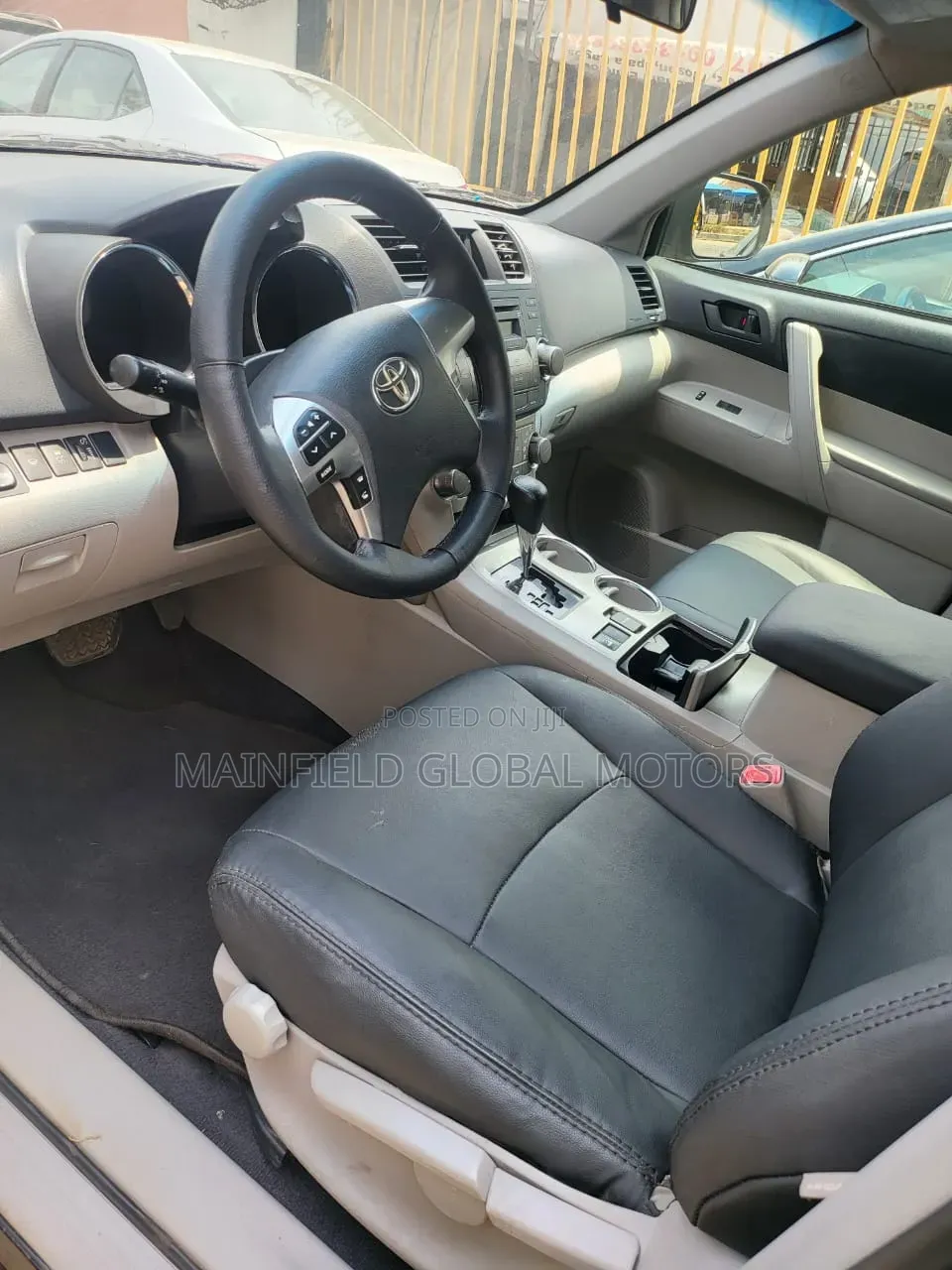 Toyota Highlander SE 3.5L 4WD 2013 Black