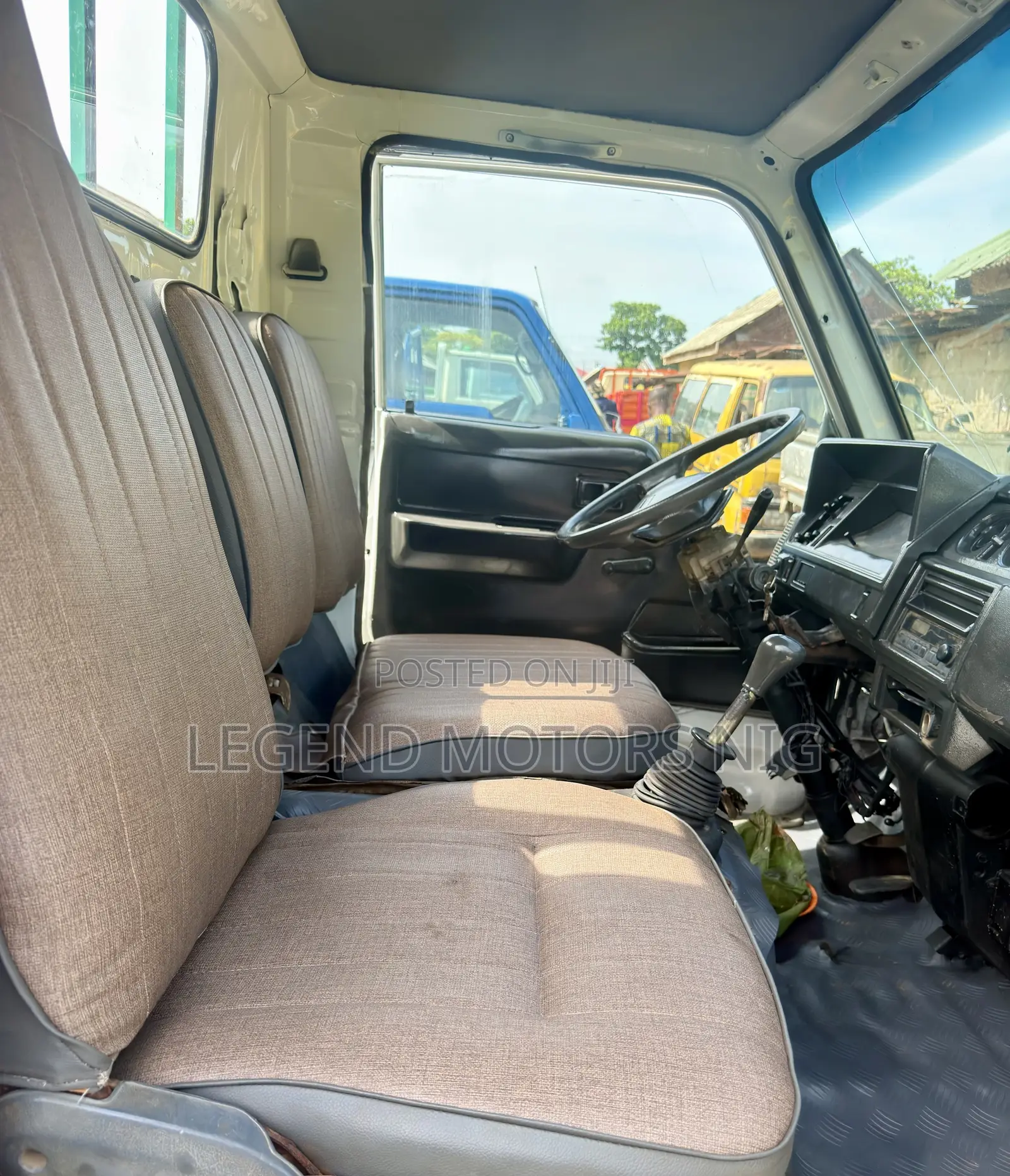 Toyota Dyna 150 Petrol Engine 1999 White