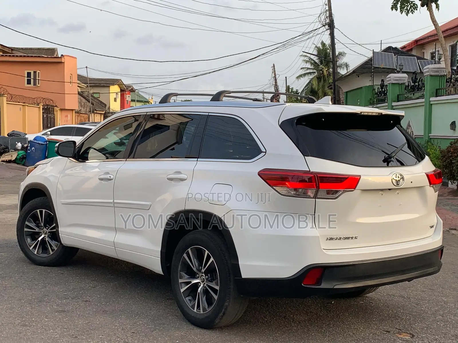 Toyota Highlander XLE V6 4x2 (3.5L 6cyl 6A) 2016 White