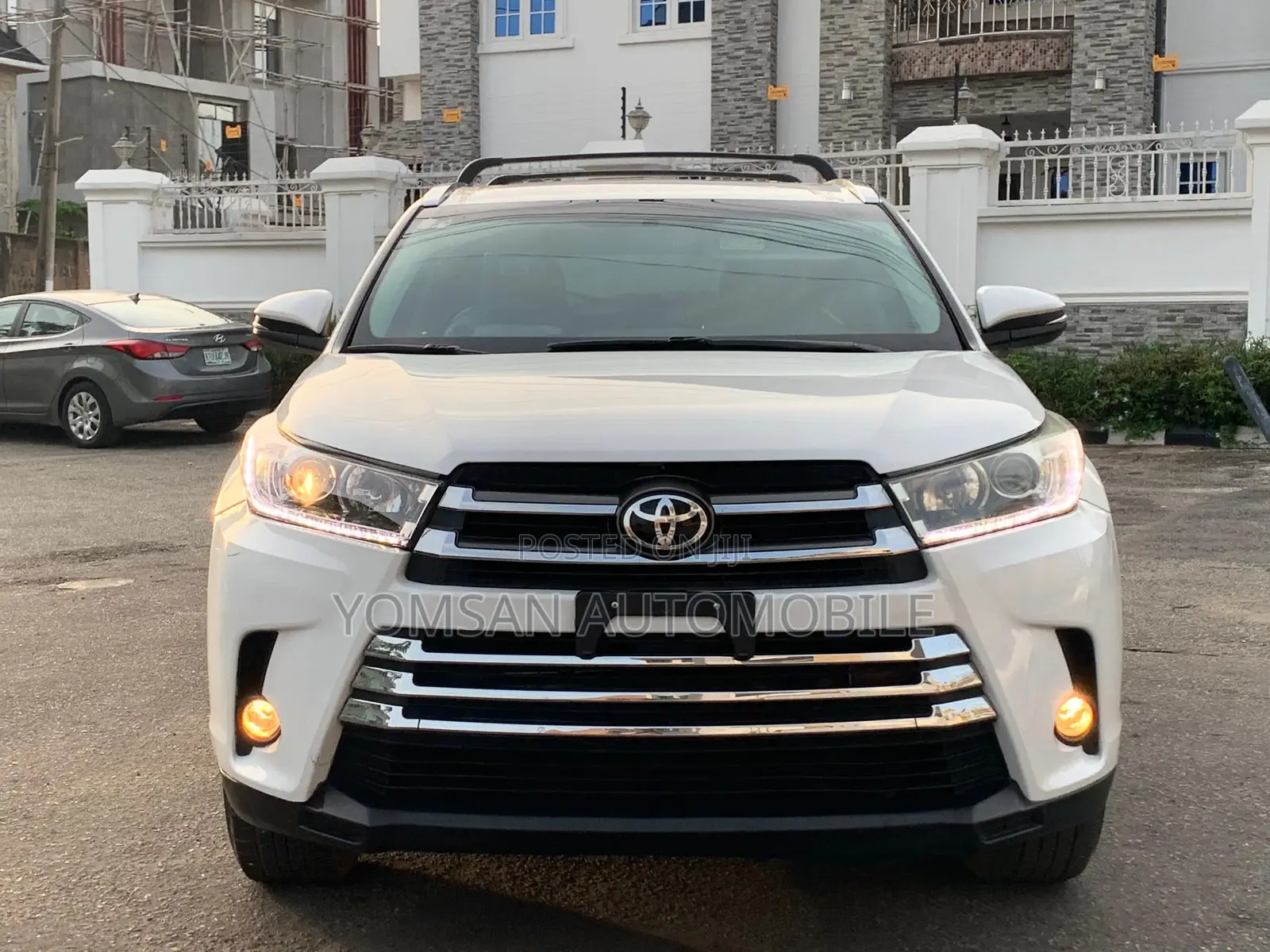 Toyota Highlander XLE V6 4x2 (3.5L 6cyl 6A) 2016 White