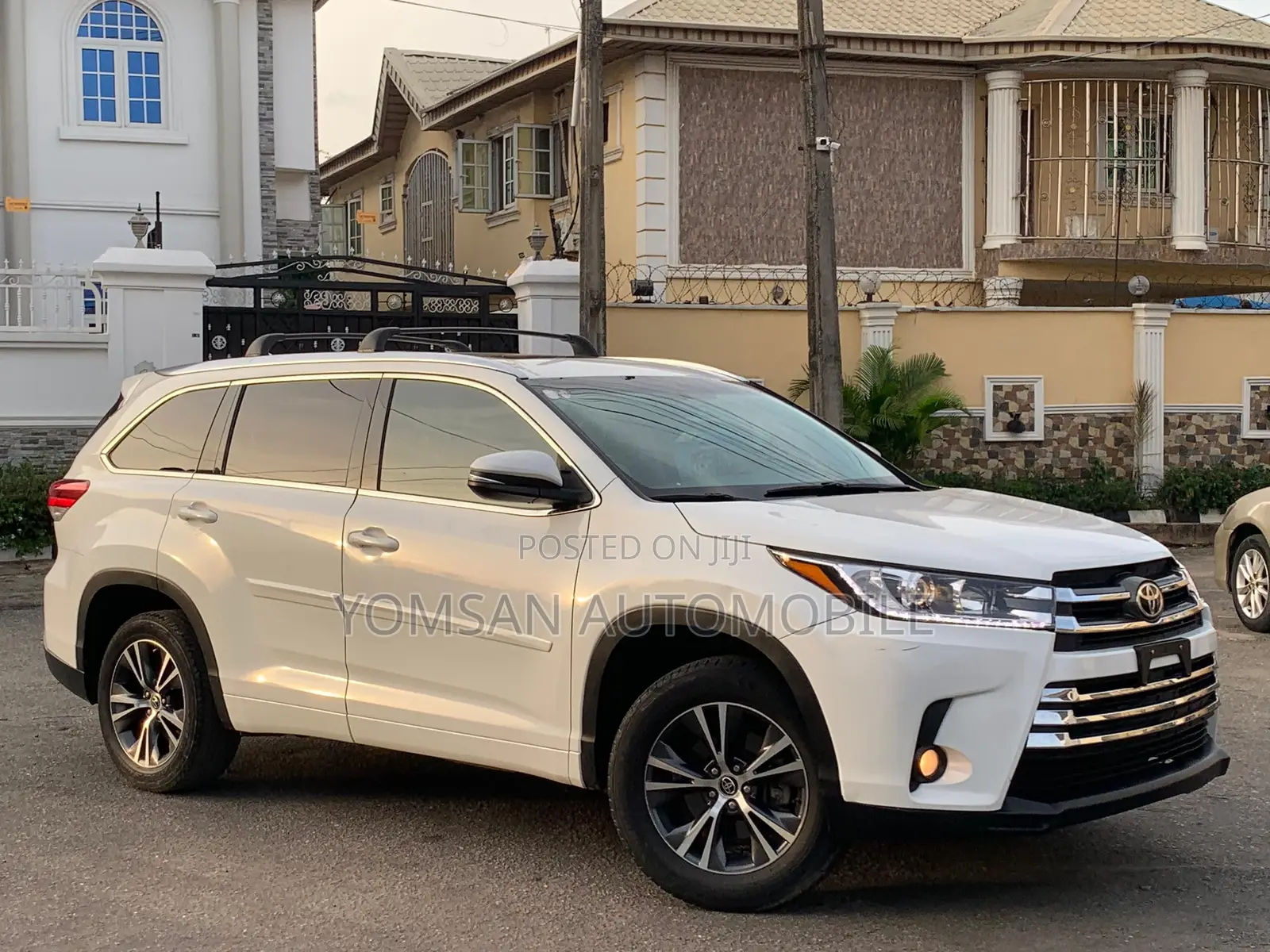 Toyota Highlander XLE V6 4x2 (3.5L 6cyl 6A) 2016 White