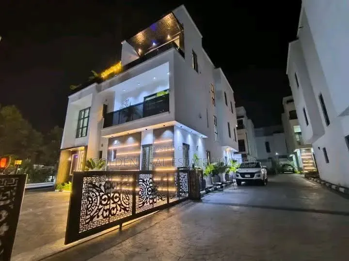 5bdrm Duplex in Kado for sale