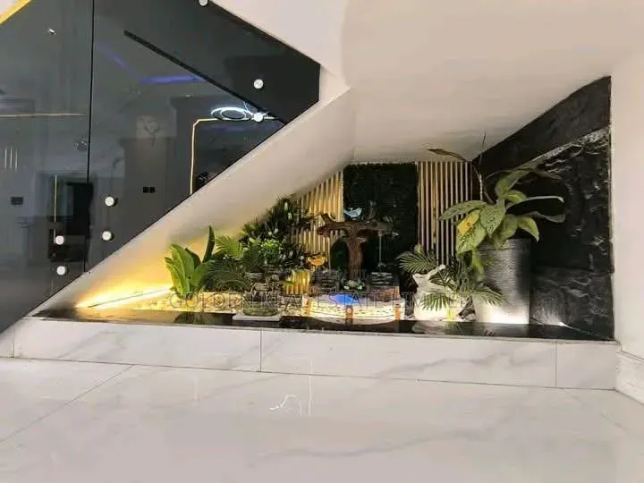 5bdrm Duplex in Kado for sale