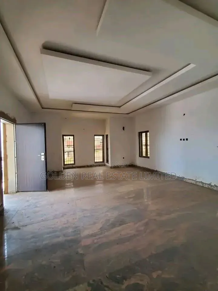 5bdrm Duplex in Asokoro for sale