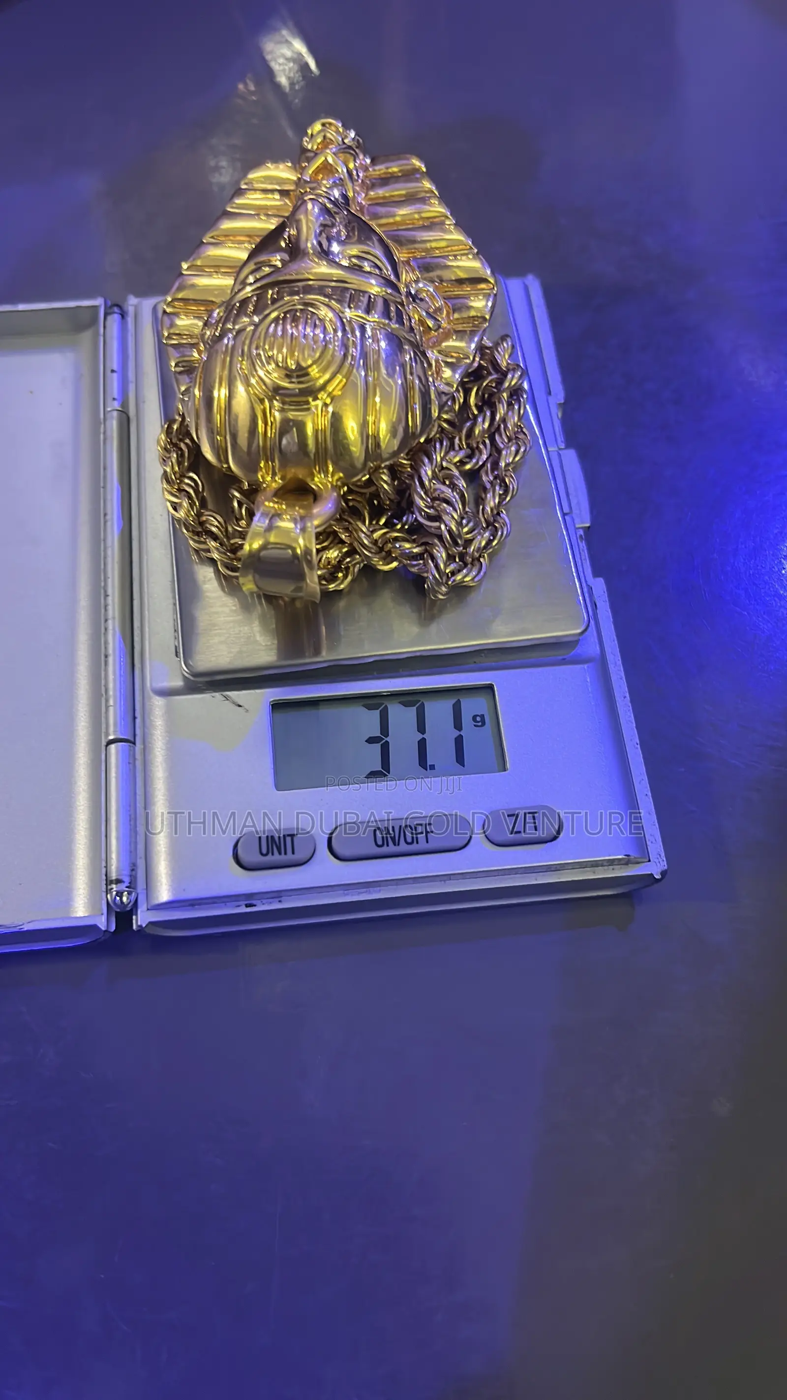18 Karat Gold Twist Necklace Pharaoh Pendent