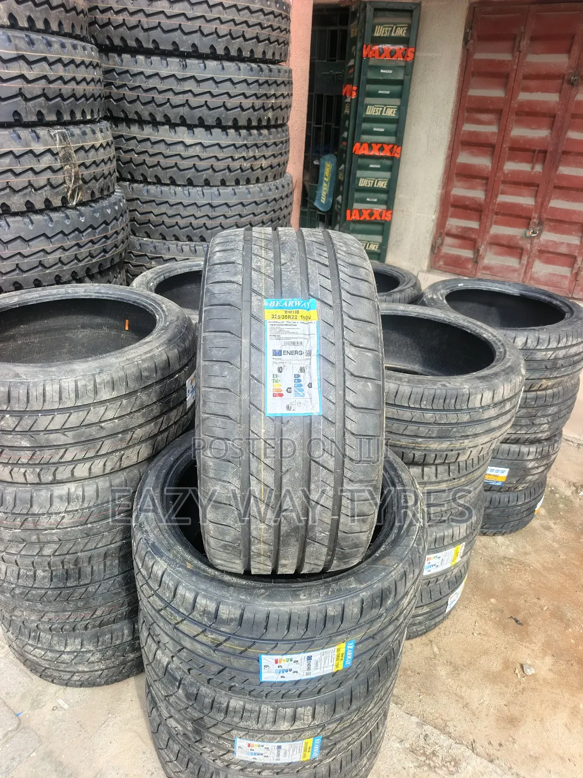 325/35zr22 Bearway and All Kinds Tyres Available