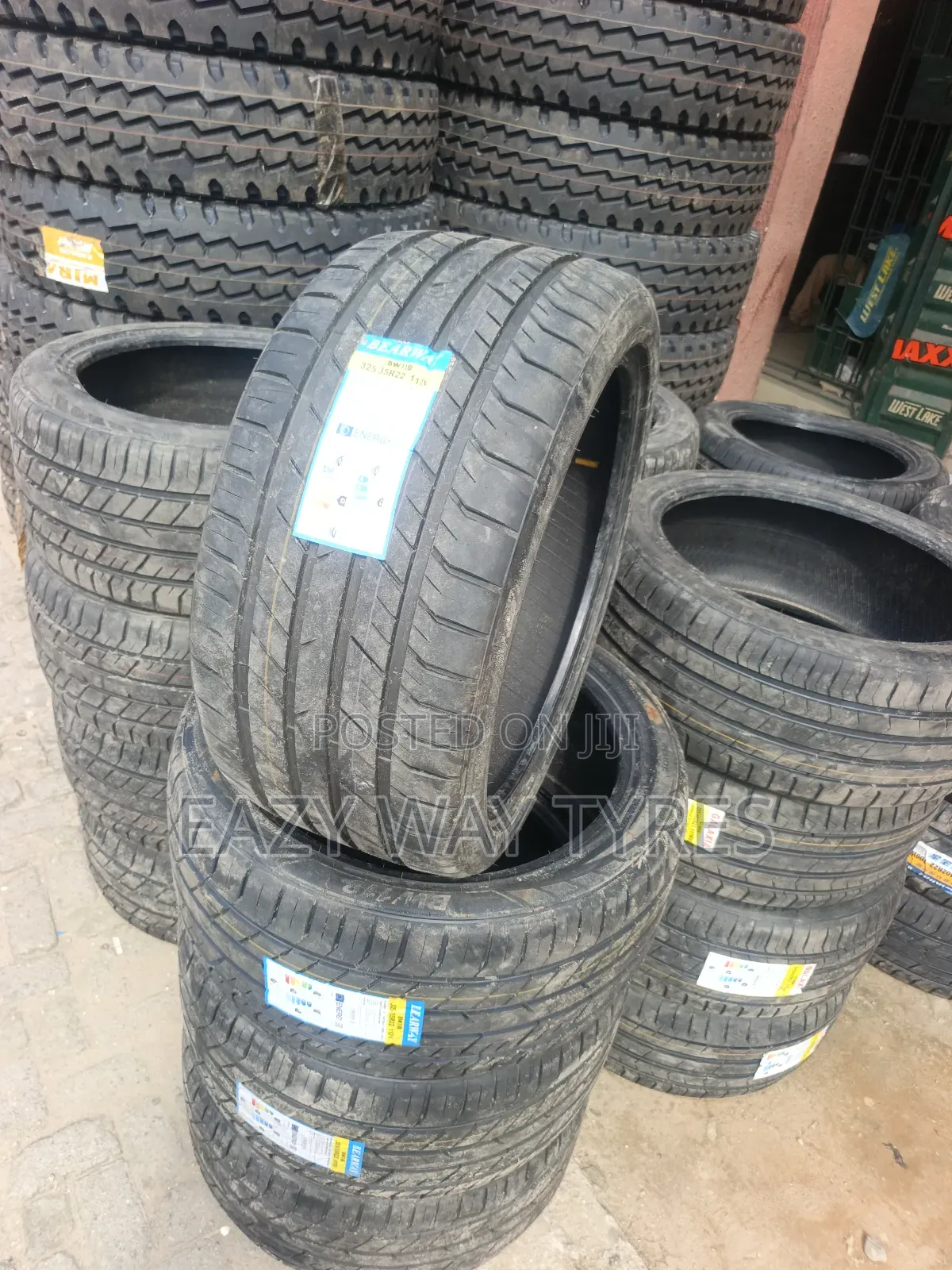 325/35zr22 Bearway and All Kinds Tyres Available