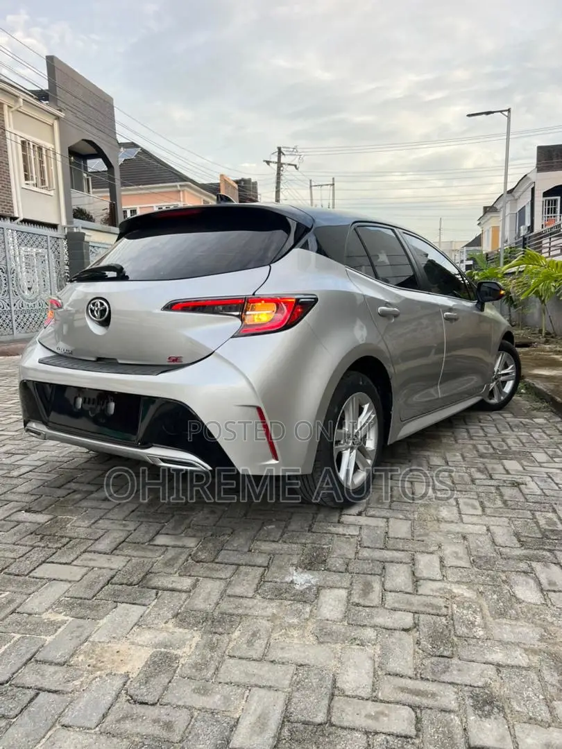 Toyota Corolla 2021 Silver