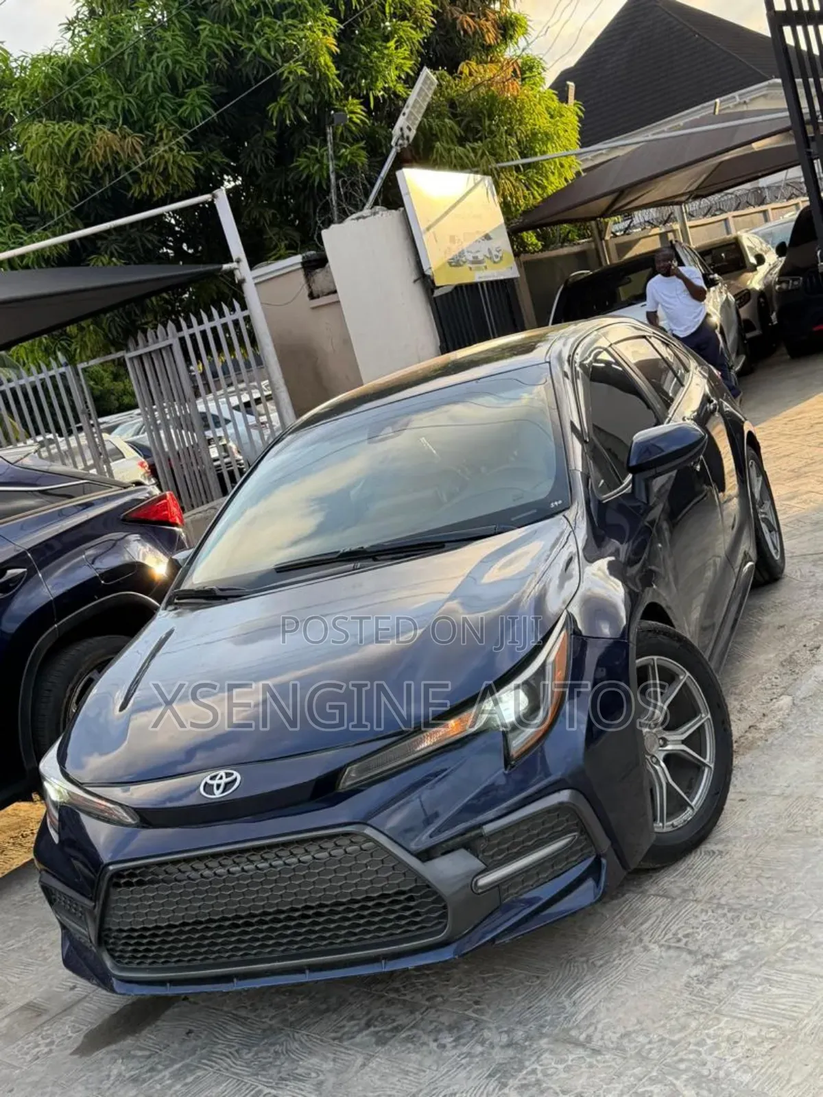 Toyota Corolla LE 2020 Blue