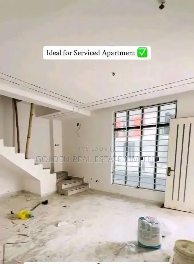 4bdrm Duplex in Utako for sale