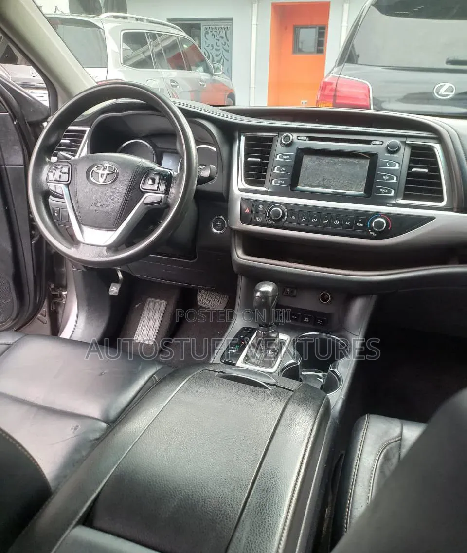 Toyota Highlander 2016 Gray