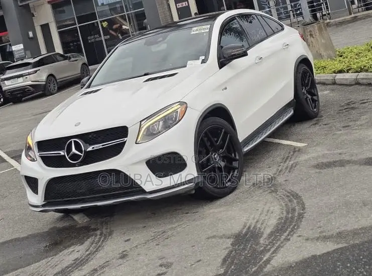 Mercedes-Benz GLE-Class AMG GLE 43 4MATIC 2017 White