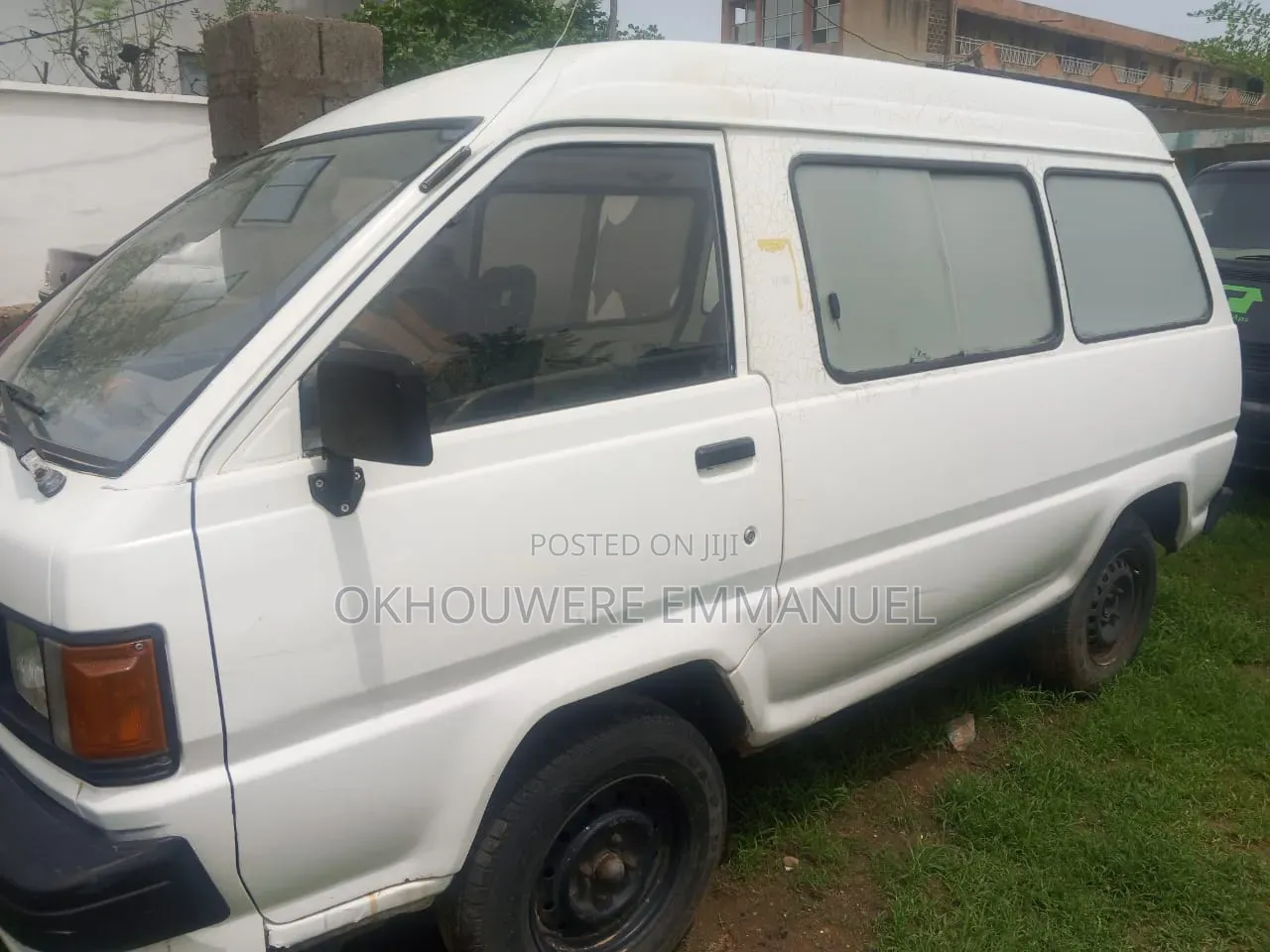 Toyota HiAce 1992 White