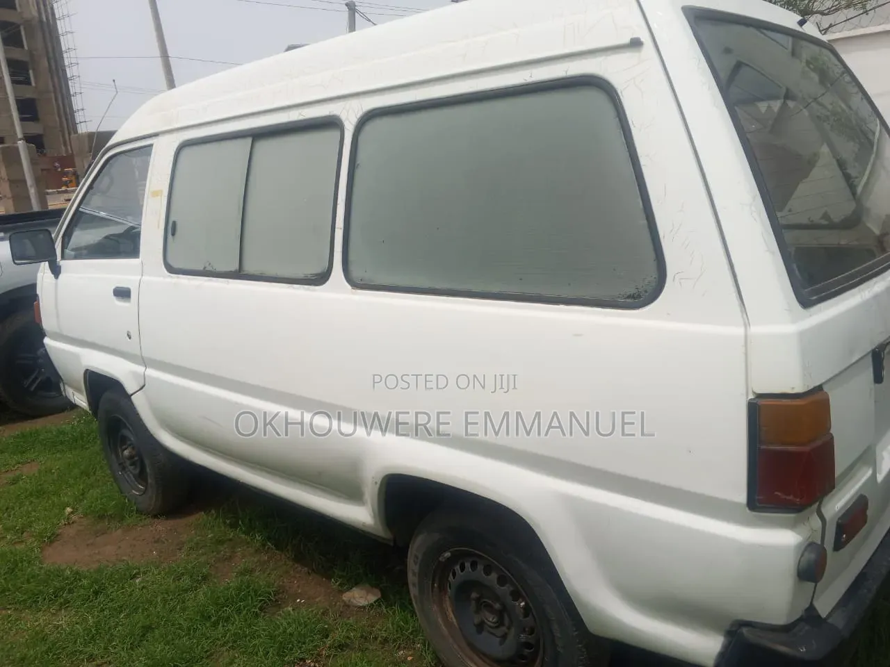 Toyota HiAce 1992 White