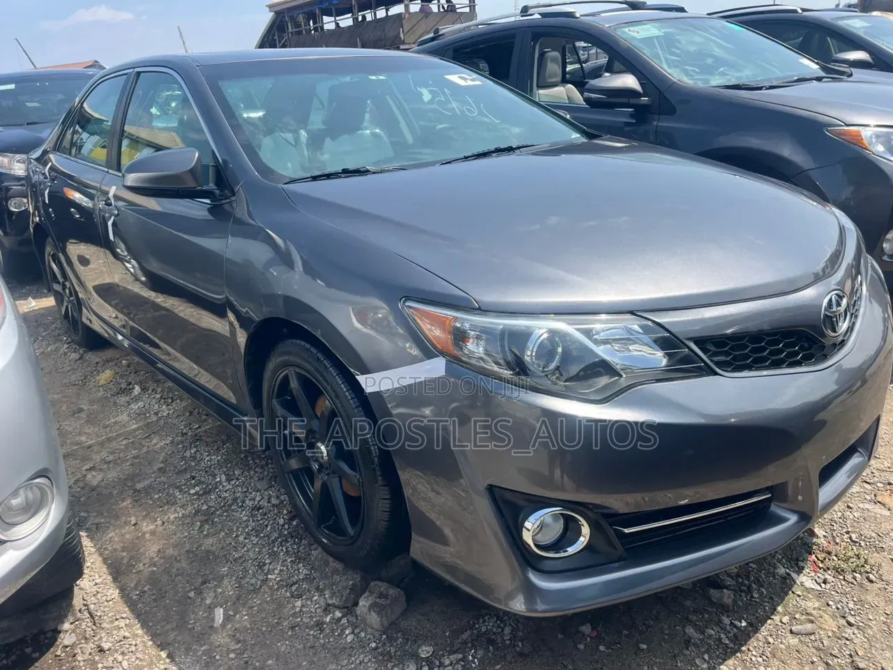 Toyota Camry 2014 Gray