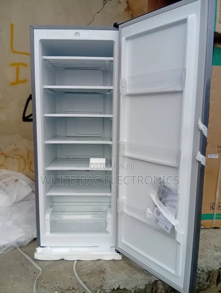 6 Steps Hisense Standing Upright Freezer for Ice Block Maker > 2 Yrs