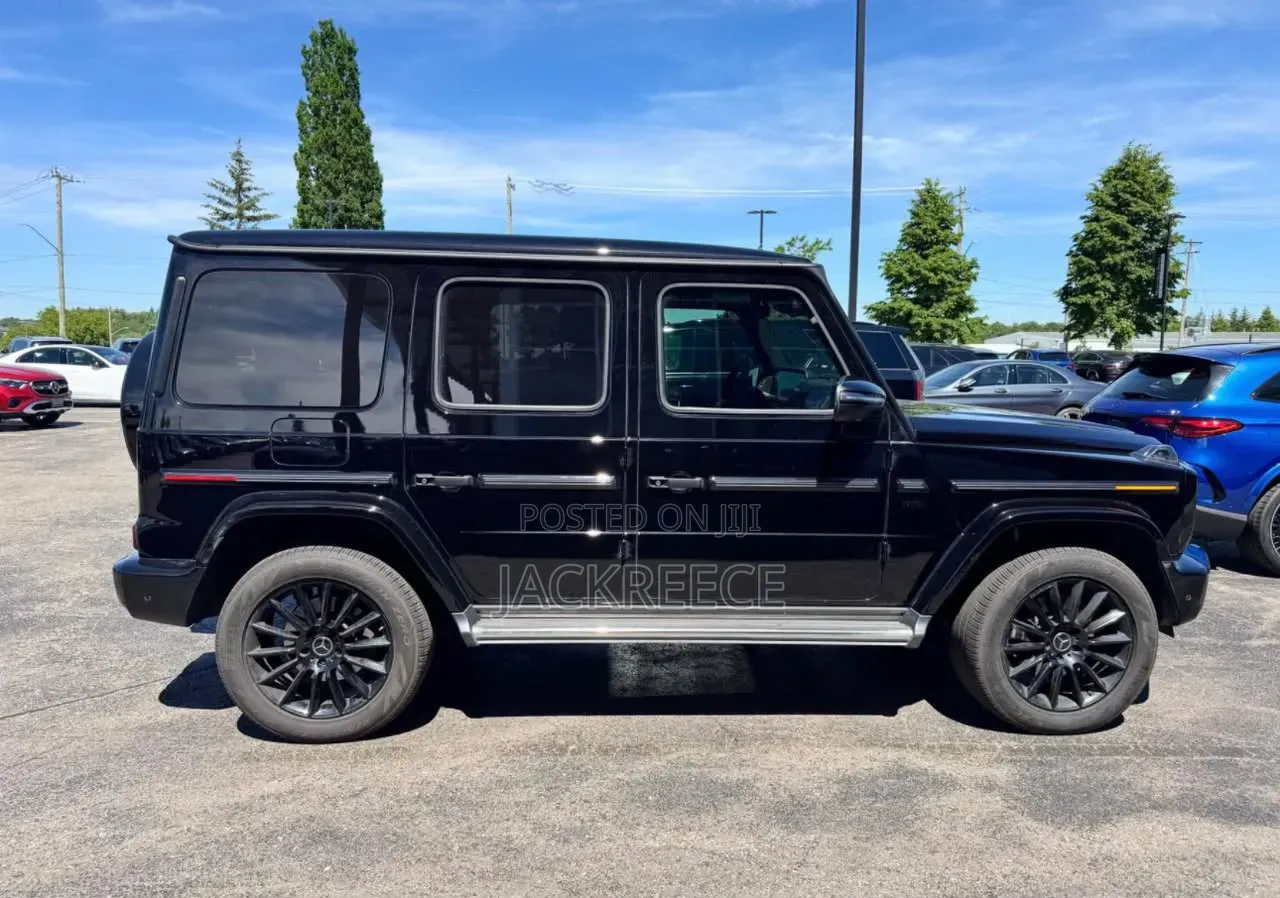 Mercedes-Benz G-Class 2024 Black