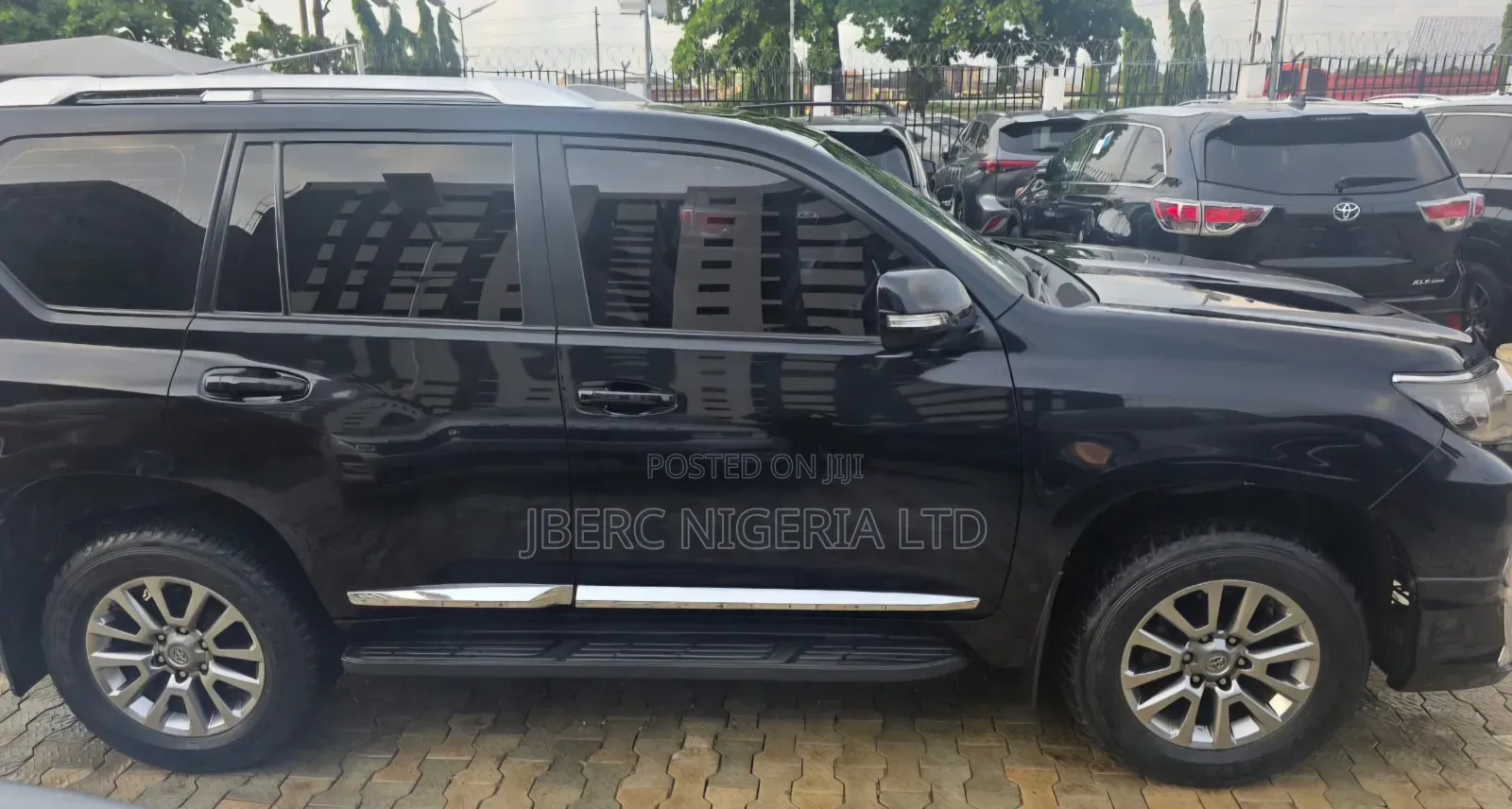 Toyota Land Cruiser Prado 2021 Black