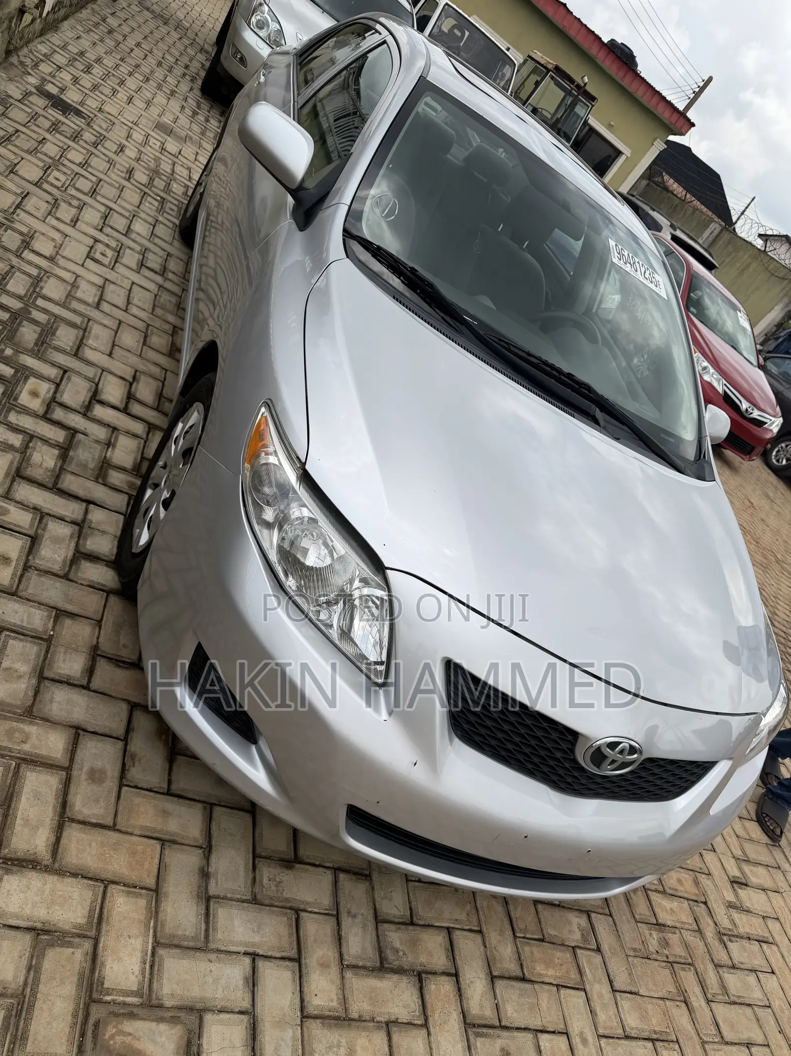 Toyota Corolla LE 4dr Sedan (1.8L 4cyl 4A) 2010 Silver