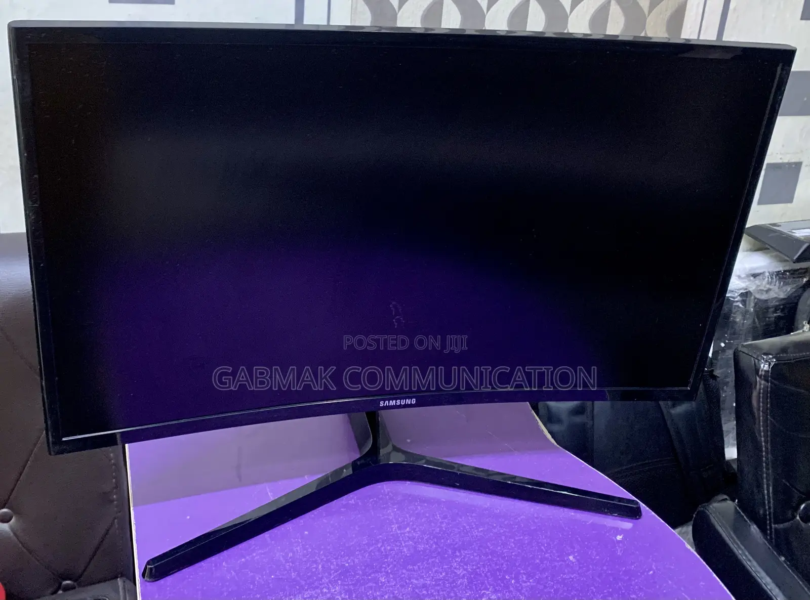 Samsung 27’ Inch Curved Monitor