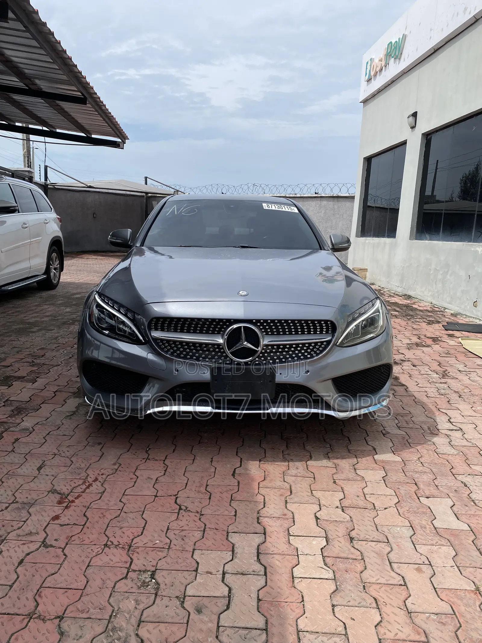 Mercedes-Benz C300 Sport 4dr AWD 4Matic Sedan (2.0L 4cyl 7A) 2015 Gray
